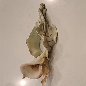 Vintage Calla Lily Table Art